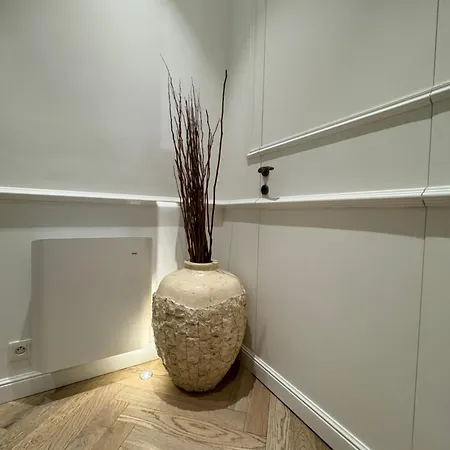 Old Town-exceptional Apartment-in Absolute Calm Apartament