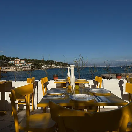 Old Town-exceptional Apartment-in Absolute Calm