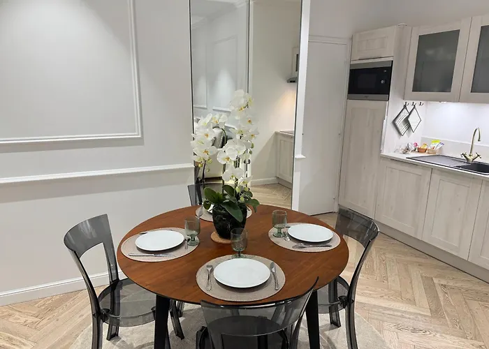 Old Town-exceptional Apartment-in Absolute Calm