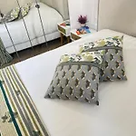 Old Town-exceptional Apartment-in Absolute Calm Apartment *