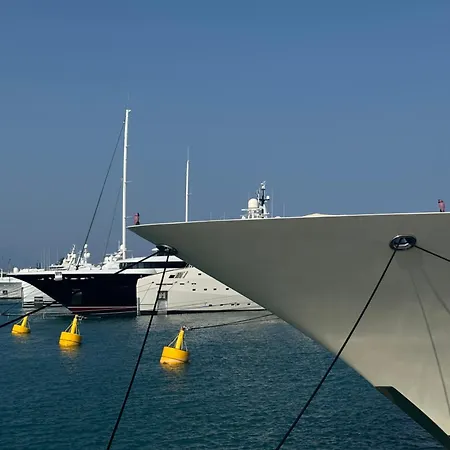 Old Town-exceptional Apartment-in Absolute Calm Appartamento *