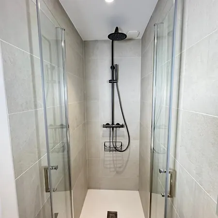 شقة Old Town-exceptional Apartment-in Absolute Calm أنتيب