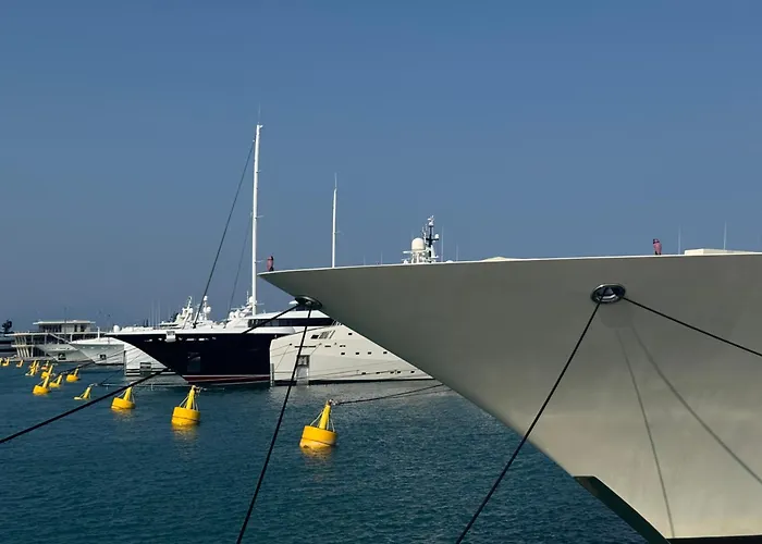 Old Town-exceptional Apartment-in Absolute Calm 公寓 *