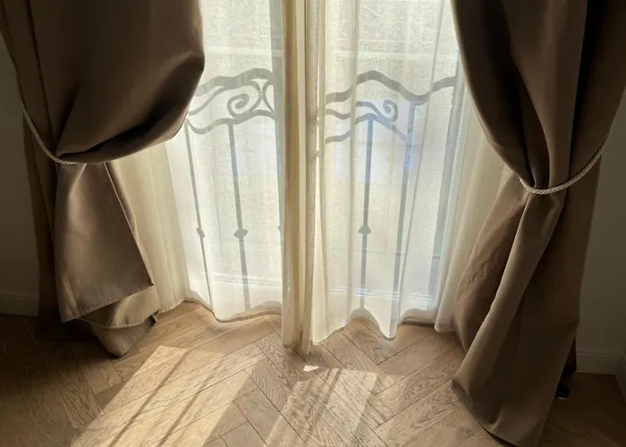 Old Town-exceptional Apartment-in Absolute Calm * 昂蒂布